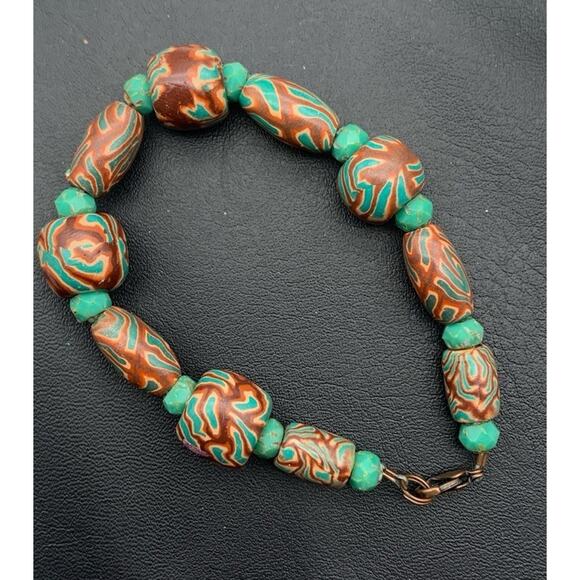 Painted Brown & Turquoise Wood With faux Turquoise Beads Bracelet Boho Beauty - Picture 1 of 3